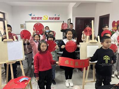 繽紛寒假，童心繪夢 庫爾勒市絲路街道上水城社區少兒繪畫公益培訓班正式開班